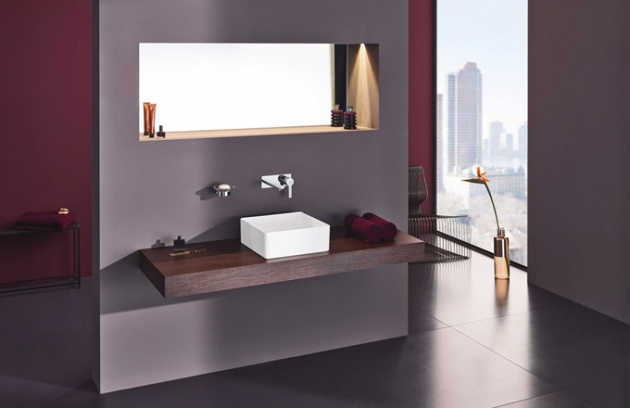 Elegantní baterie Grohe v minimalistickém designu je ideálním doplňkem každé moderní koupelny. Více na www.grohe.cz