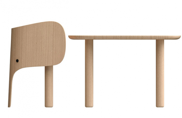 Židle a stůl Elephant (Elements Optimal), design Marc Venot, bukové dřevo, stůl,  48 × 75 × 55 cm, orientační cena 5 152 Kč, židle, 52,2 × 44 × 36 cm, cca 5 152 Kč, www.finnishdesignshop.com