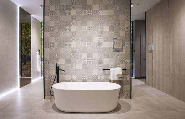 Matný rektifikovaný obklad Marbella Stone (Porcelanosa), 45 × 120 cm, dekor v neutrálních odstínech, cena od 2 566 Kč / m2, www.designbath.cz Matný rektifikovaný obklad Marbella Stone (Porcelanosa), 45 × 120 cm, dekor v neutrálních odstínech, cena od 2 566 Kč / m2, www.designbath.cz