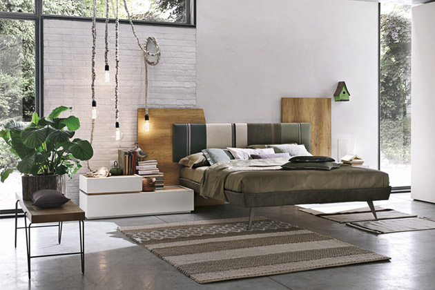 Dvoulůžková postel Diagonal s dekorativním čelem (Tomasella), kov, dřevo, látkové čalounění, 265 × 204  × 135 cm, cena od cca 32 790 Kč, www.shopinterni.it