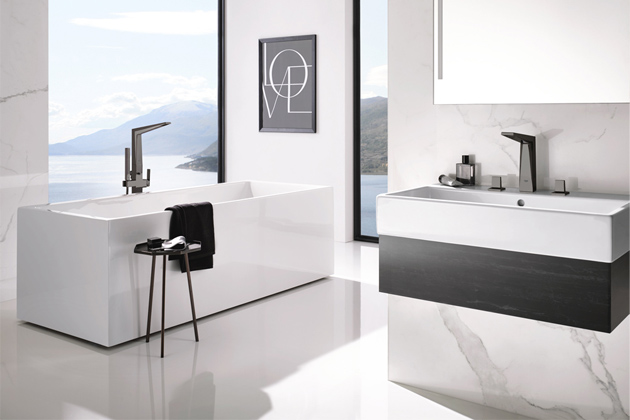 Masivní páková podlahová baterie Allure Brilliant (Grohe), kartáčovaný povrch v provedení Hard Graphite, cena 145 708 Kč, www.grohe.cz Masivní páková podlahová baterie Allure Brilliant (Grohe), kartáčovaný povrch v provedení Hard Graphite, cena 145 708 Kč, www.grohe.cz