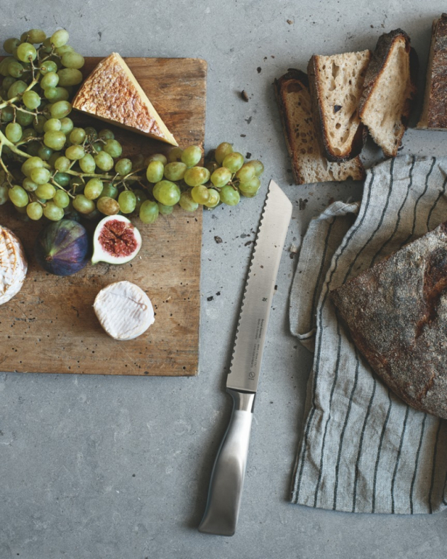 Nože z kolekce Grand Gourmet jsou vrcholem každé kuchyně. Vyrobené kompletně z nerezové oceli spojují stylový design a vysokou funkčnost. 
