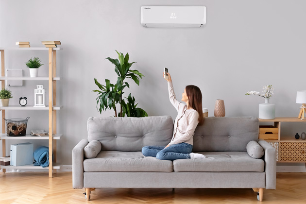 Příjemnou teplotu v domě či bytě i ve velmi teplých dnech zajistí klimatizační zařízení, které se pomalu stává standardem i v českých domácnostech 