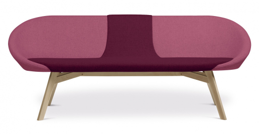 Foss sofa (Erla Sólveig Óskarsdóttir), design Erla Sólveig Óskarsdóttir, konstrukce z masivního dubového dřeva, na výběr z mnoha typů čalounění, cena na dotaz, WWW.OSKARSDOTTIR.COM 