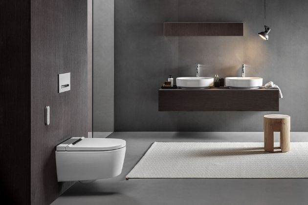 Sprchovací WC Geberit AquaClean Sela představuje ideální kombinaci standardní toalety a bidetu. 