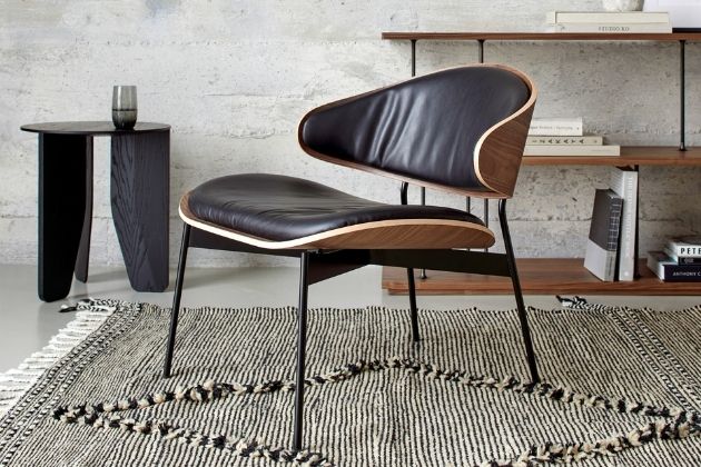 Luz Lounge Chair (More) je reinterpretací svého předchůdce, jehož mimořádnou eleganci dovádí téměř k dokonalosti. 