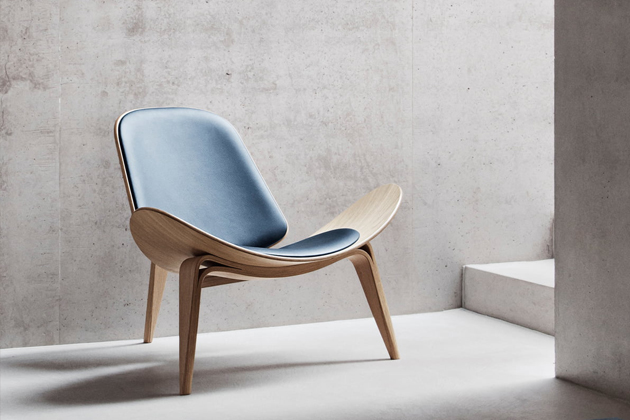 Křeslo Shell CH07, designér Hans J. Wegner