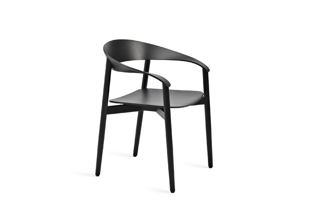 Židle Stella, design Patrick Frey, materiál černě mořené dubové dřevo, cena na dotaz