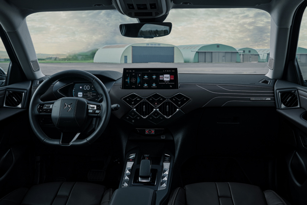 KOLEKCE ANTOINE DE SAINT EXUPÉRY: ZAŽIJTE S DS AUTOMOBILES VÝPRAVU SNŮ