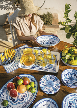 Nová kolekce Blues Collection, design Pio&amp;Tito Toso, melamin, nádobí je možné zakoupit jednotlivě, cena od 189 Kč do 799 Kč