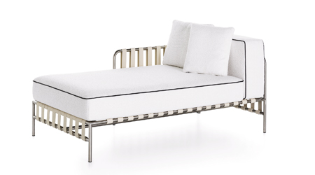Sofa z kolekce Onsen Sectional 2, design Francesco Meda a David Quincoces, nerez ocel, popruhy odolný vinyl, polyuretanová pěna, mikrovlákno Triafill, cena na dotaz