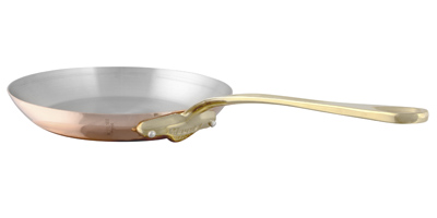 Měděná pánev z řady M68,  Ø 20 cm, nepřilnavý povrch, cena 9 050 Kč 