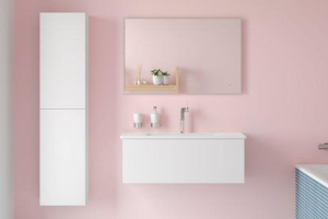 Variante bílá, vysoký lesk s bezúchytkovým otevíráním, umyvadlo Euphoria, zrcadlo Night