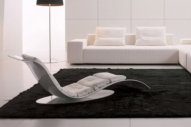 Eli Fly - moderní relaxační křeslo nebo chaise lounge