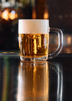 V&yacute;roba půllitrů pro Lok&aacute;l a Ambiente