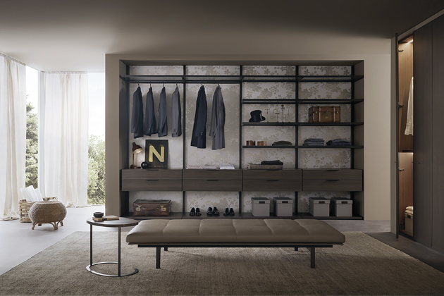 S&nbsp;modul&aacute;rn&iacute;m &scaron;atn&iacute;m syst&eacute;mem VentiTre od&nbsp;italsk&eacute;ho v&yacute;robce n&aacute;bytku Lema vsadil design&eacute;r David Lopez Quincoces na ekologick&eacute; ře&scaron;en&iacute; &scaron;it&eacute; na m&iacute;ru. Jednotliv&eacute; komponenty jsou vyrobeny z&nbsp;dobře recyklovateln&yacute;ch materi&aacute;lů a&nbsp;maj&iacute; tak v&yacute;znamně niž&scaron;&iacute; dopad na&nbsp;životn&iacute; prostřed&iacute;