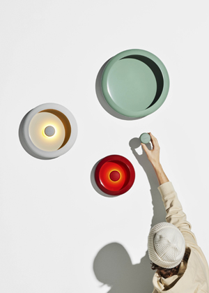 Oloha, trojice bezdr&aacute;tov&yacute;ch lamp nap&aacute;jen&yacute;ch pomoc&iacute; USB, materi&aacute;l ABS, silikon a&nbsp;ocel, IP54, cena 5&nbsp;416&thinsp;Kč