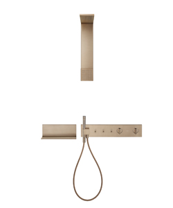 Sprchov&yacute; syst&eacute;m AXOR ShowerComposition, design Philippe Starck, kov, povrchov&aacute; &uacute;prava červen&eacute; zlato, orientačn&iacute; cena 142&nbsp;500 Kč