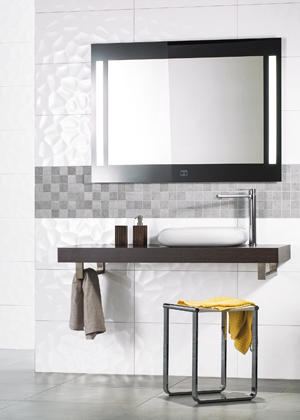 Obklad System, matn&yacute; reli&eacute;fn&iacute; povrch,  30 &times; 90&thinsp;cm, cena 1&nbsp;175 Kč/m2