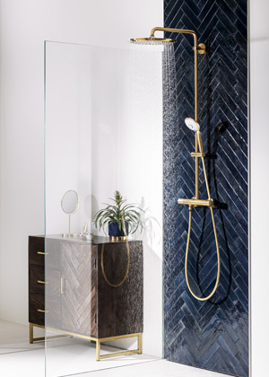 Sprchov&yacute; set Euphoria, termostat, tři proudy, povrch Warm Sunset, cena 24&nbsp;612 Kč 