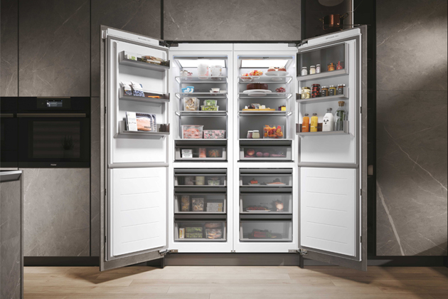 Skříňový mrazák Haier ID Titanium Series 6 HUT7518EWF, 44 990 Kč