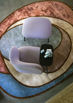 Kolekce SIT a Baia spojuj&iacute; lehkost kovu a teplo dřeva v harmonick&eacute;m dialogu objemů a materi&aacute;lů.