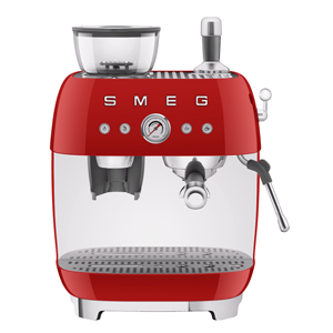 P&aacute;kov&yacute; k&aacute;vovar s&nbsp;ml&yacute;nkem EGF03 50&rsquo;s&nbsp;Retro Style, integrovan&yacute; ml&yacute;nek, čtyři vyměniteln&eacute; filtry, napěňovac&iacute; tryska, tamper &ndash; pěchovadlo  na k&aacute;vu, nerezov&aacute; konvička, tlak 20 barů, objem n&aacute;doby na vodu 2,4 l, cena 22 890&nbsp;Kč 