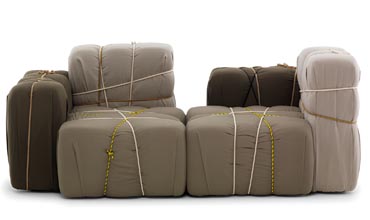 Křeslo Contropakko (Mogg), design Marcantonio, textiln&iacute; čalouněn&iacute;, rozměry&nbsp;76 &times; 95 &times; 90 cm, cena 73 568&nbsp;Kč 