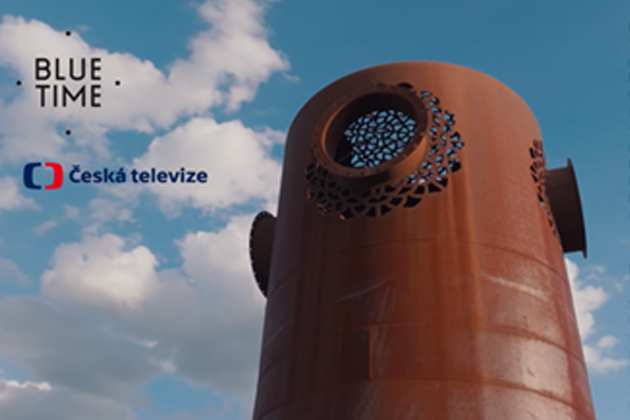 Rezavé květy Čestmíra Sušky