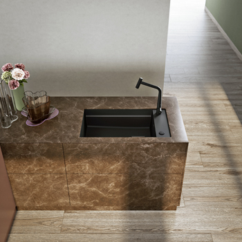 Dřez Kubus KNG 110-62, materi&aacute;l Fragranit, matn&aacute; čern&aacute;, spodn&iacute; mont&aacute;ž, rolovac&iacute; ro&scaron;t, cena 11&nbsp;132&nbsp;Kč, baterie Icon FG 5188.901 (Franke), matn&aacute; čern&aacute;, vytahovac&iacute; koncovka, regulace sprcha/proud, cena 15&nbsp;730&nbsp;Kč 