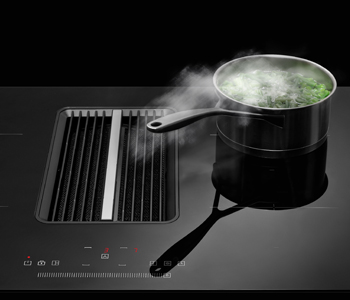 Indukčn&iacute; deska s&nbsp;odsavačem Cook&amp;Flow 83 cm, extra v&yacute;kon&nbsp;odtahu par&nbsp;750 m3/h,&nbsp; energeticky &uacute;sporn&eacute;&nbsp;spotřebiče tř&iacute;dy A++, cena 25&nbsp;999 Kč 