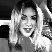 Karol&iacute;na Harm&aacute;čkov&aacute;, spolumajitelka Concept Store Karl&iacute;n