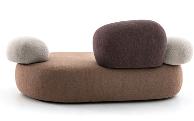 Modul&aacute;rn&iacute; pohovka Pebble Rubble, dřevěn&aacute; konstrukce, polstrov&aacute;n&iacute; z&nbsp;polyuretanov&eacute; pěny, čalouněn&iacute; polyesterov&eacute; rouno, &scaron;&iacute;řka 172 až224 cm, cena na dotaz