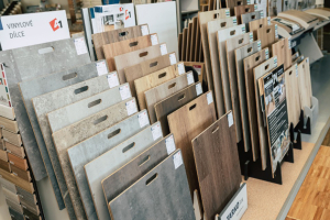 Podlahy Plzeň mají novou adresu a moderní showroom