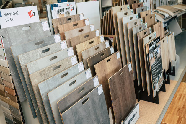 Podlahy Plzeň mají novou adresu a moderní showroom