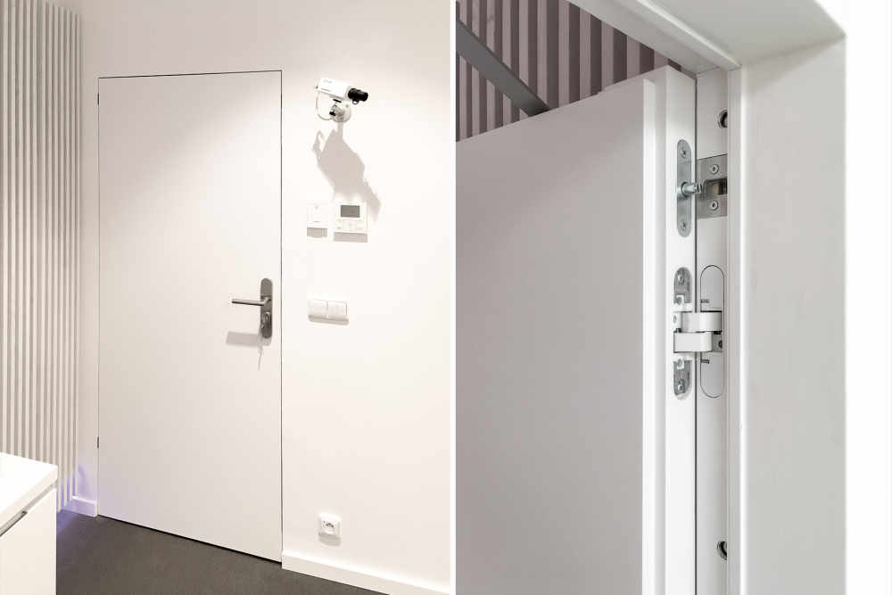 Bezpečnostn&iacute; dveře Fortius Safety RC2 umožn&iacute; využ&iacute;t eleganci skryt&yacute;ch z&aacute;rubn&iacute; již při vstupu do bytu