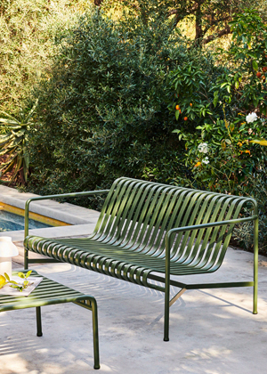Sofa Palissade Lounge, design Ronan a&nbsp;Erwan Bouroullecovi, pr&aacute;&scaron;kově lakovan&aacute; ocel, barva Olive, v&iacute;ce barev, cena 16 736 Kč