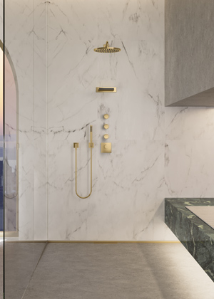 Sprchov&aacute; sestava CYO,  design Sieger Design, hlavov&aacute; sprcha, vodop&aacute;d, ručn&iacute; sprcha, termostat se samostatn&yacute;mi ventily, brou&scaron;en&aacute; mosaz s&nbsp;23kar&aacute;tov&yacute;m zlatem, v&iacute;ce povrchov&yacute;ch &uacute;prav, orientačn&iacute; cena 400&nbsp;000 Kč