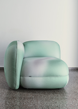 Pohovkov&yacute; modul Seaside Sofa, design Lexov&aacute; &amp; Smetana, dřevěn&aacute; konstrukce obalen&aacute; vysoceobjemov&yacute;mi pěnami v&nbsp;různě tuh&yacute;ch vrstv&aacute;ch, cena na dotaz 
