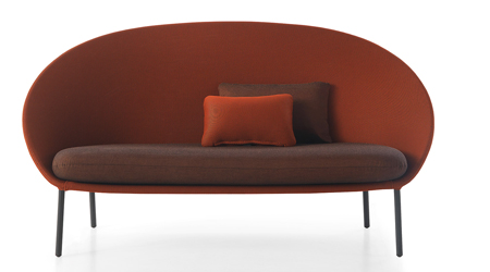 Sofa Twins, konstrukce z&nbsp;hlin&iacute;ku, rozměry 164 &times; 75 &times; 85 cm, cena na dotaz 