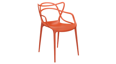 Židle Masters (Kartell), navrženo ve spolupr&aacute;ci s&nbsp;Philippem Starckem, polykarbon&aacute;t, rozměry  53,5 &times; 55 &times; 83 cm, cena 6 890&nbsp;Kč 